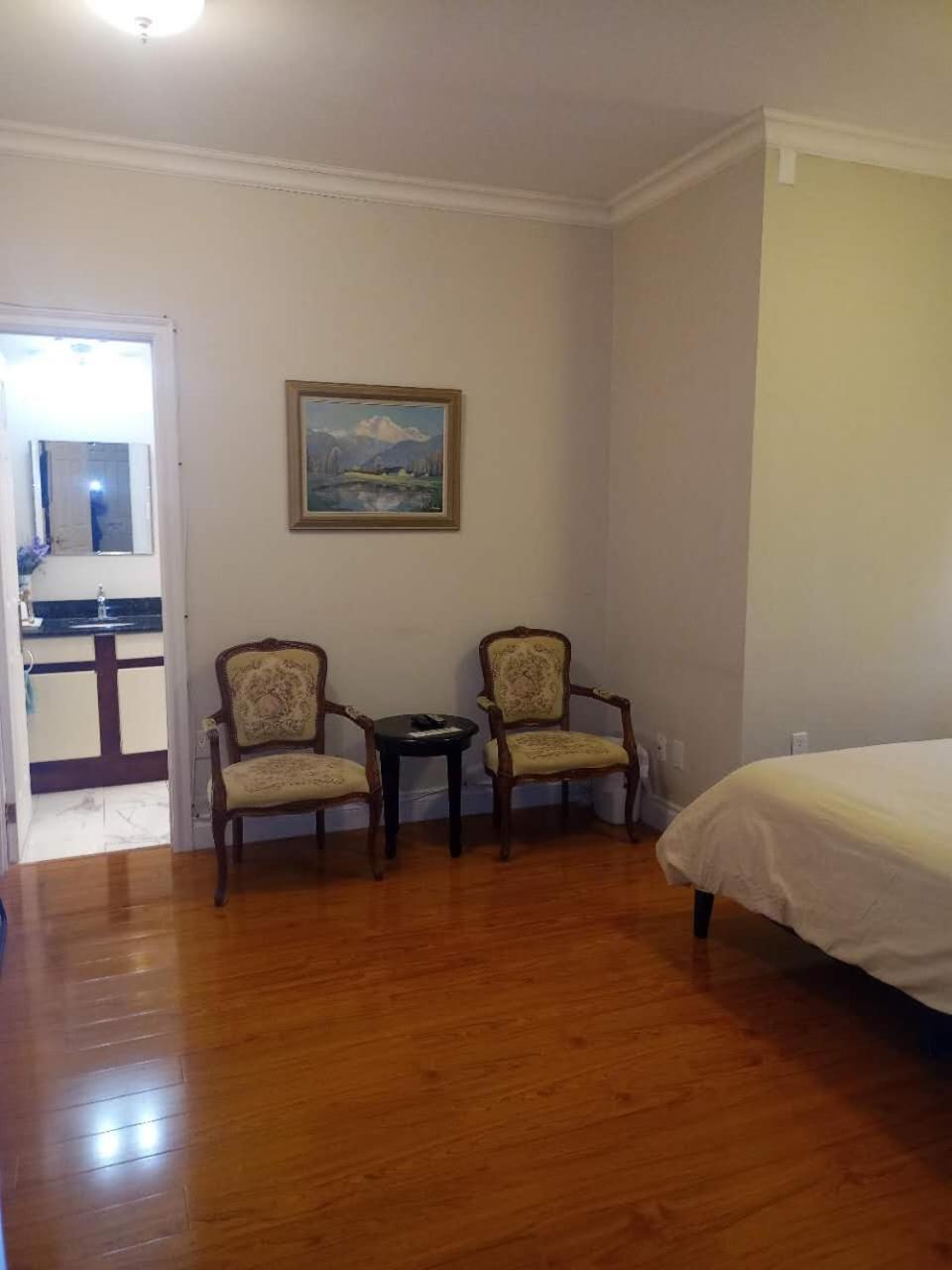 Lakeside Private Suite-Queen Bed Room Tottenham Luaran gambar